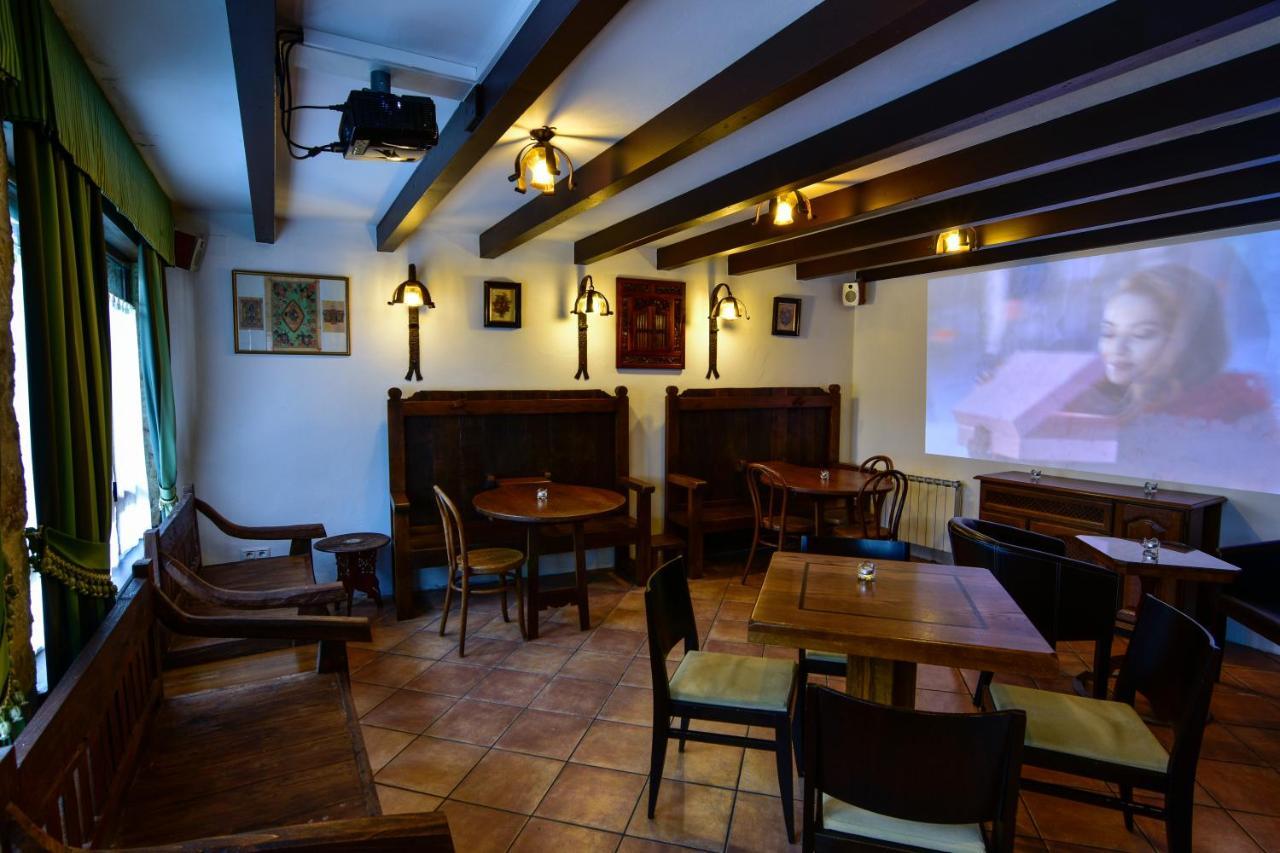 特雷布斯托古列佐公寓及酒店 Trebuesto 外观 照片